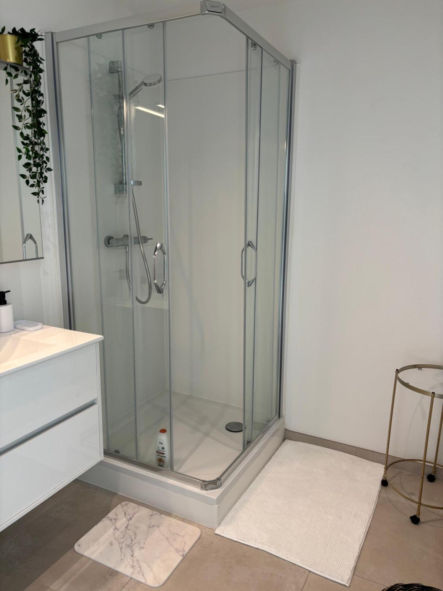 2 Bedrooms Luxury Apartment - Guillemins Liège Dış mekan fotoğraf